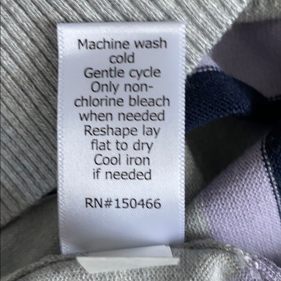 Sweater - Picture 5 of 6